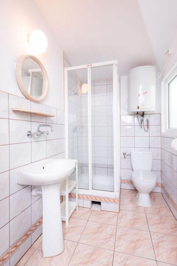 Osrodek Wypoczynkowy Wagabunda Hotel Mikołajki Bagian luar foto